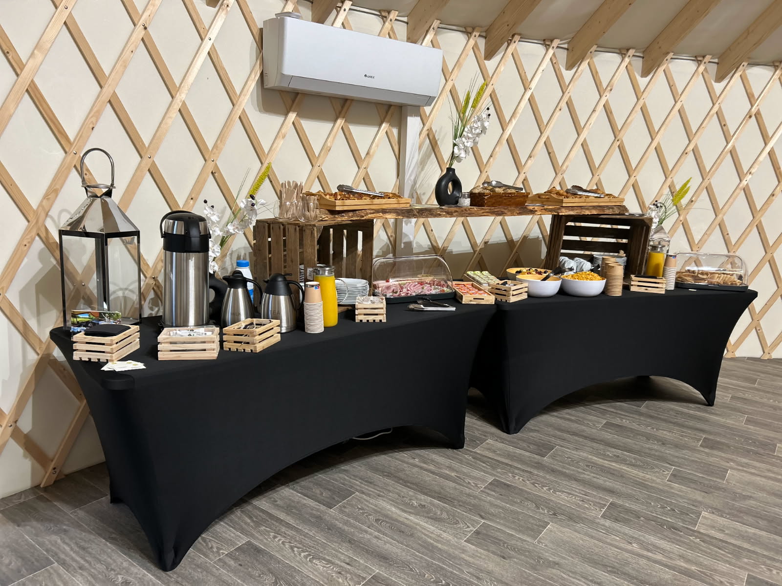 Yourte évènementiel buffet